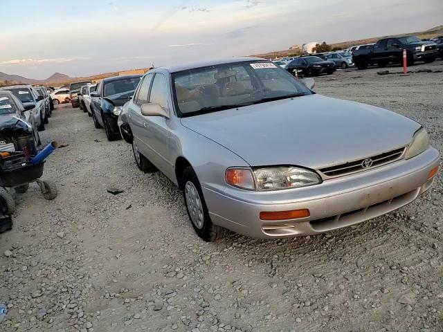 4T1SK12E9SU615414 1995 Toyota Camry Le