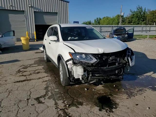 2018 Nissan Rogue - Image 14