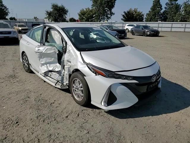 2021 Toyota Prius Prime Le VIN: JTDKAMFP3M3191497 Lot: 70225664