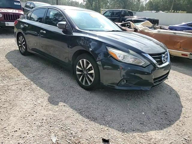 1N4AL3AP3GC111682 2016 Nissan Altima 2.5