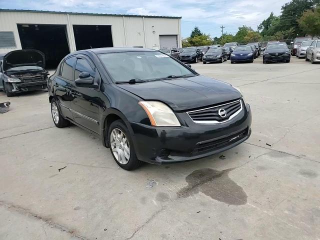 2010 Nissan Sentra 2.0 VIN: 3N1AB6AP3AL637677 Lot: 70049954