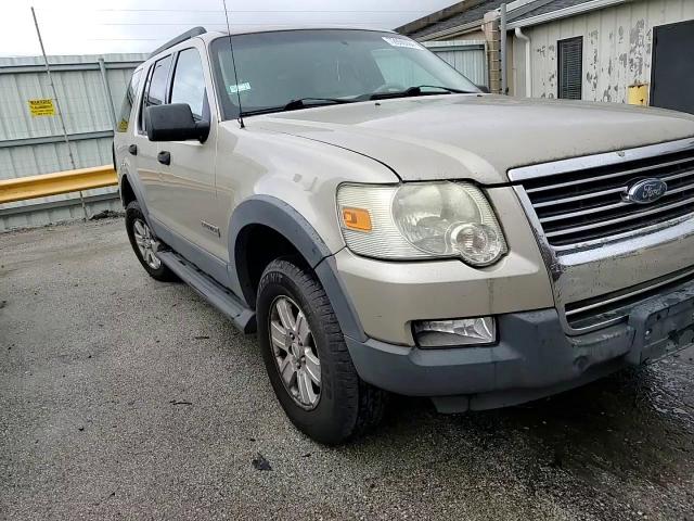 1FMEU73E76UB50520 2006 Ford Explorer Xlt