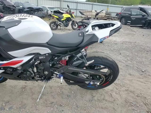 2024 BMW S 1000 Rr VIN: WB10E6307R6J10924 Lot: 69993454