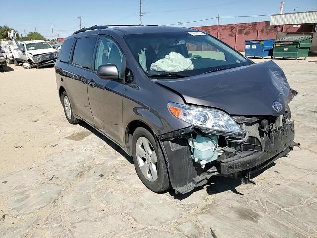 2015 Toyota Sienna Le VIN: 5TDKK3DC9FS564129 Lot: 72808874