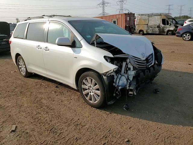 5TDDK3DC3GS129147 2016 Toyota Sienna Xle