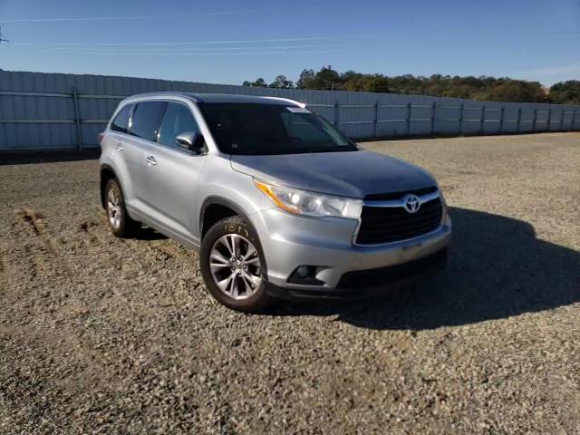 5TDJKRFH9ES005010 2014 Toyota Highlander Xle