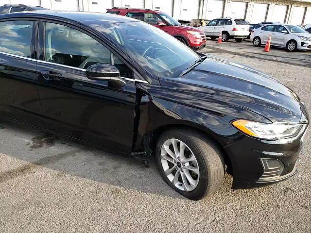 2019 Ford Fusion Se VIN: 3FA6P0HD9KR130168 Lot: 70346594