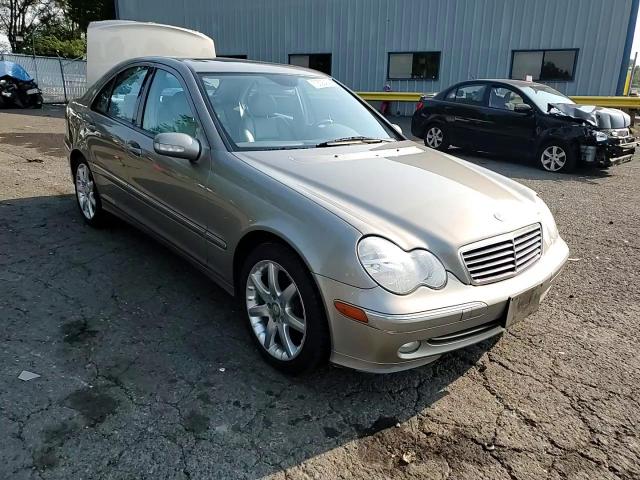 2003 Mercedes-Benz C 230K Sport Sedan VIN: WDBRF40J13A476678 Lot: 70525434