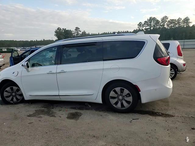 2019 Chrysler Pacifica Hybrid Limited VIN: 2C4RC1N73KR508949 Lot: 70365154