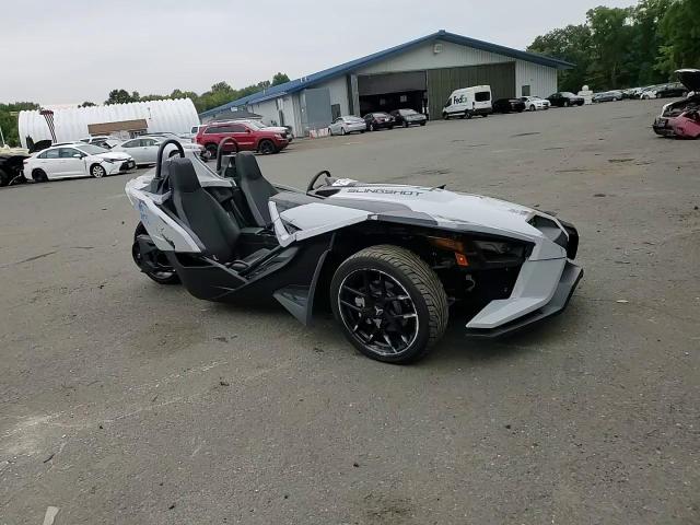 57XAATHD4N8150879 2022 Polaris Slingshot S With Technology Package