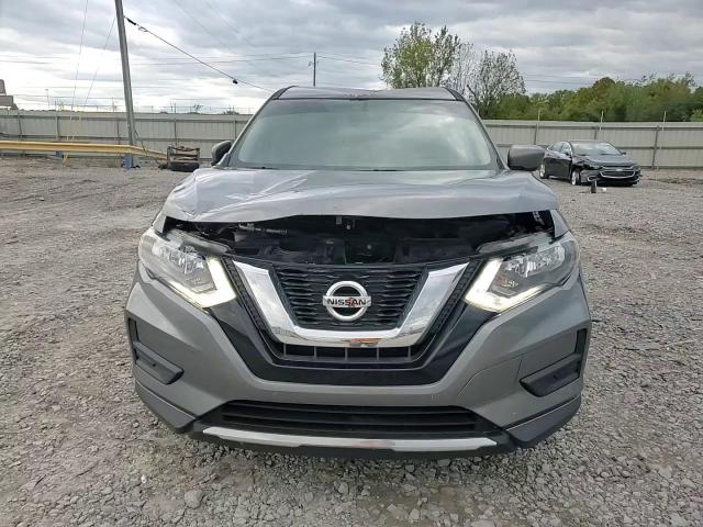2018 Nissan Rogue - Image 11
