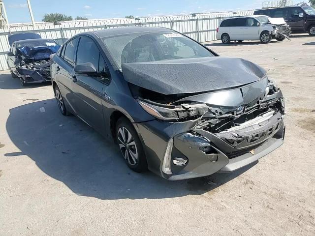 JTDKARFP6H3003896 2017 Toyota Prius Prime