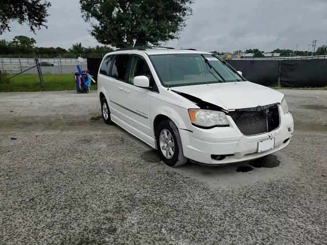 2009 Chrysler Town & Country Touring VIN: 2A8HR54129R654003 Lot: 73003364