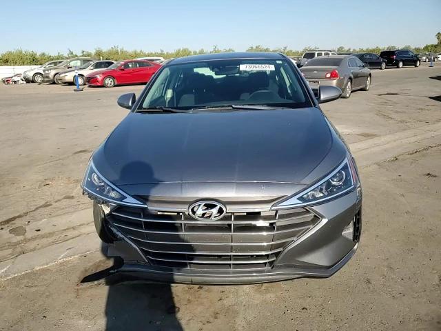 KMHD84LF9KU817931 2019 Hyundai Elantra Sel