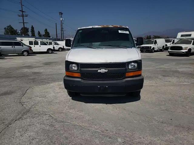 2005 Chevrolet Express G2500 VIN: 1GCGG25V551263953 Lot: 70985904