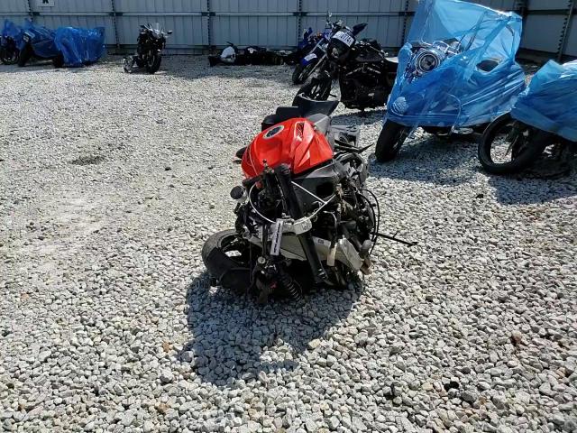 2022 Suzuki Gsx-R600 VIN: JS1GN7FA9N7100180 Lot: 70981144