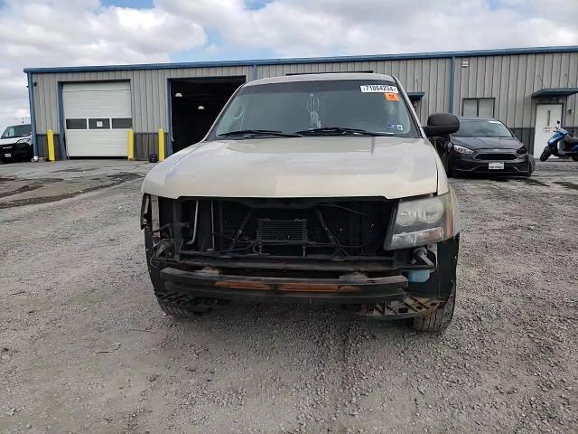 2011 Chevrolet Tahoe Special VIN: 1GNSK2E04BR374494 Lot: 71064254