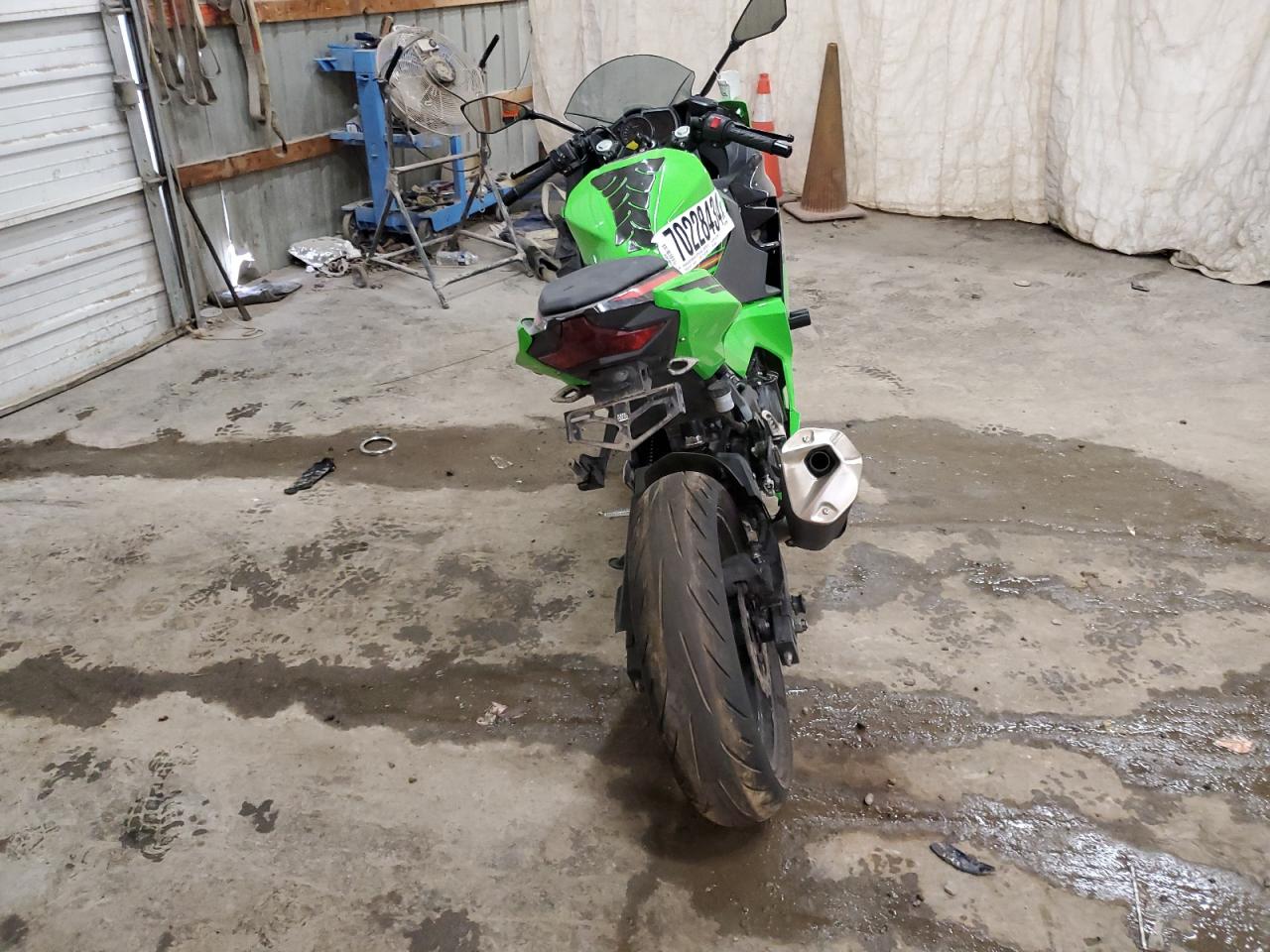 Price & History 2023 Kawasaki Ex400 2 vin: JKAEXKG16PDAS3617 Price & History 2023 Kawasaki Ex400 2 vin: JKAEXKG16PDAS3617