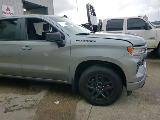 2023 Chevrolet Silverado - Image 13