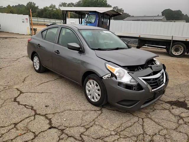 2018 Nissan Versa S VIN: 3N1CN7AP1JL827306 Lot: 72500094