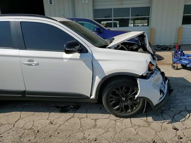 2018 Mitsubishi Outlander Se VIN: JA4AZ3A35JZ024077 Lot: 71851314