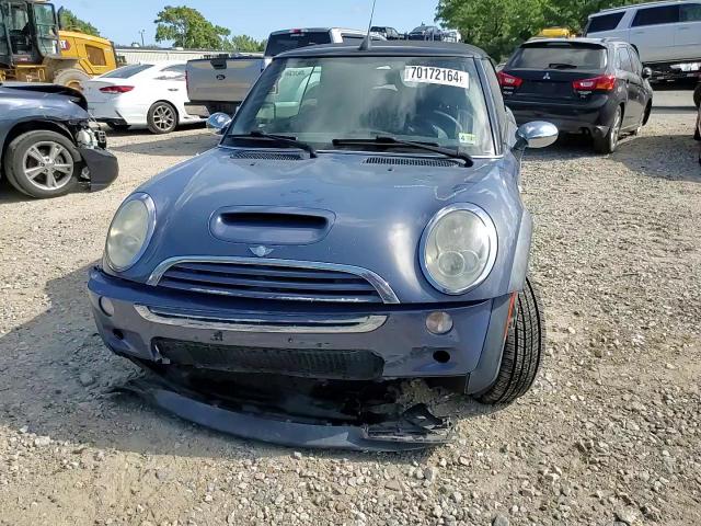 2006 Mini Cooper S VIN: WMWRH33546TJ42977 Lot: 70172164