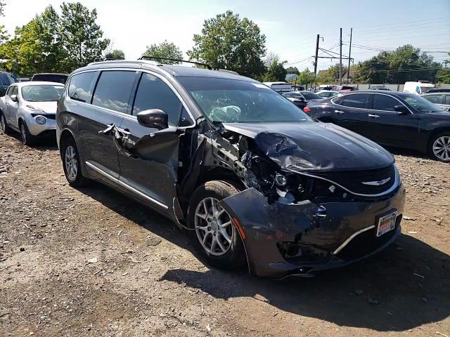 2020 Chrysler Pacifica Touring L VIN: 2C4RC1BG0LR276882 Lot: 70177794