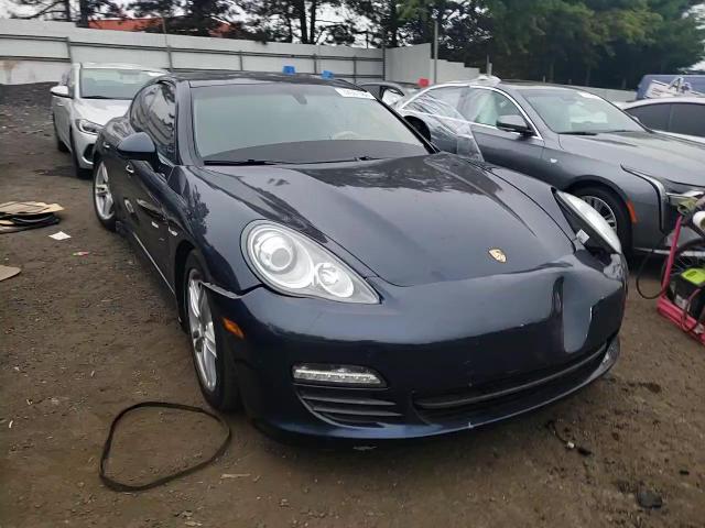 WP0AA2A74CL071195 2012 Porsche Panamera 2