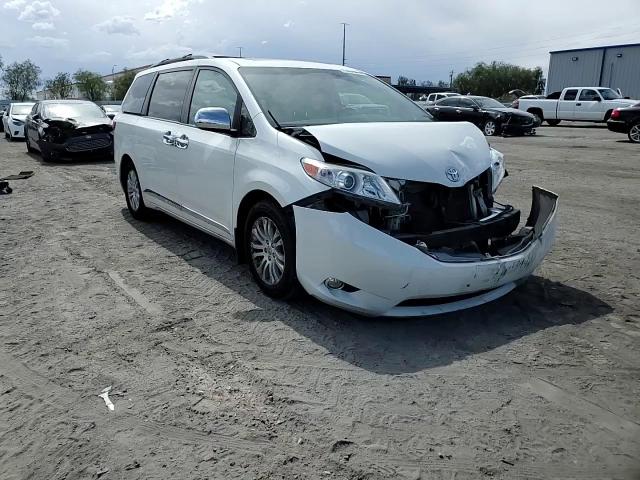 2017 Toyota Sienna Xle VIN: 5TDYZ3DC3HS874298 Lot: 72651614