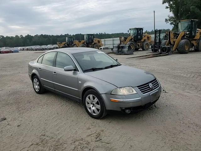 2003 Volkswagen Passat Glx VIN: WVWRH63B63E304098 Lot: 71213254