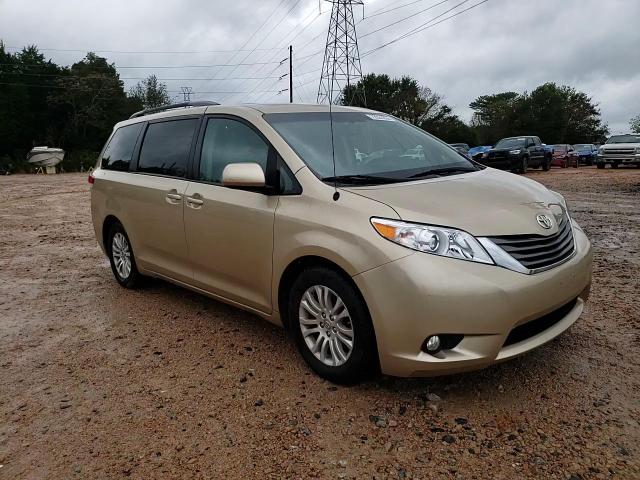 2011 Toyota Sienna Xle VIN: 5TDYK3DC8BS116355 Lot: 72024294