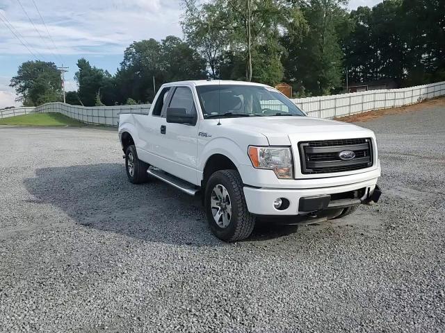 2013 Ford F-150 - Image 10