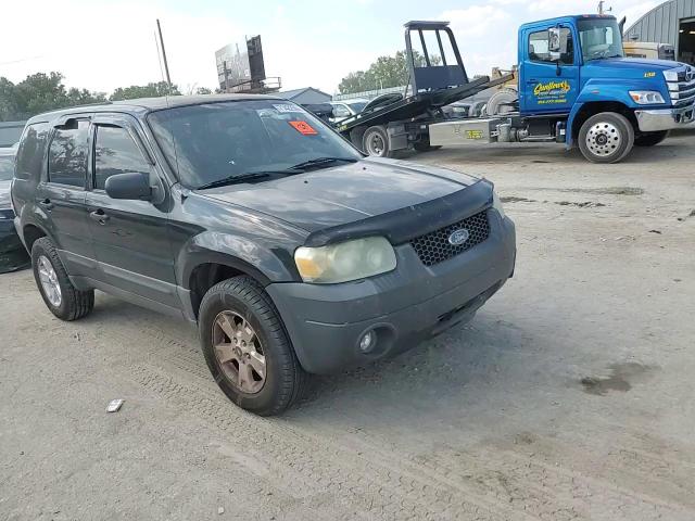 2005 Ford Escape Xlt VIN: 1FMYU031X5KD75607 Lot: 71422594