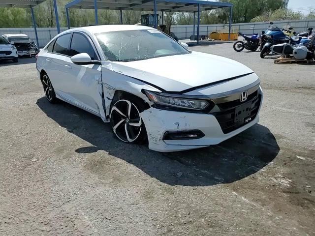 1HGCV1F38JA226984 2018 Honda Accord Sport