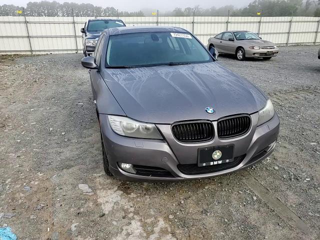 2009 BMW 328 Xi VIN: WBAPK73539A452232 Lot: 72427354