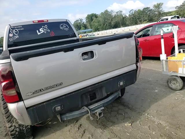 2007 Chevrolet Silverado K1500 Classic VIN: 2GCEK19B871102154 Lot: 71086954