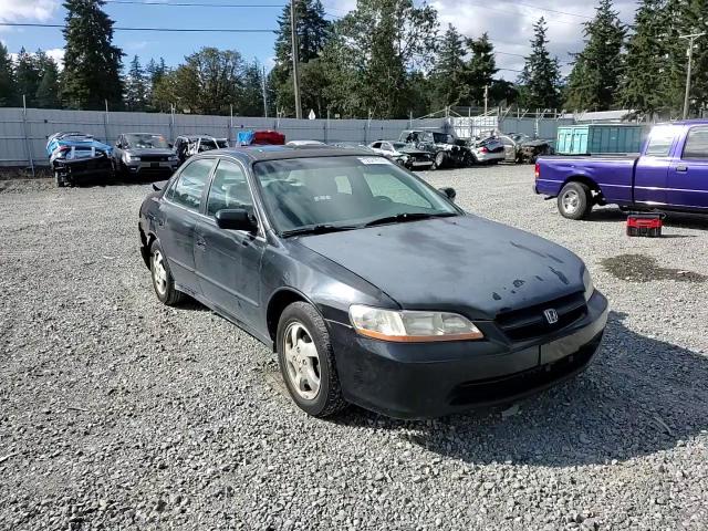 1HGCG5654WA147824 1998 Honda Accord Ex