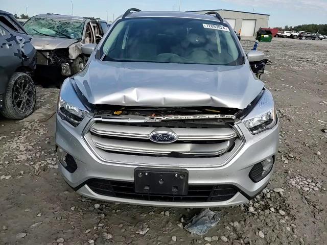 1FMCU9GD4JUC37501 2018 Ford Escape Se