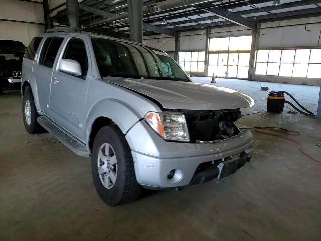 2005 Nissan Pathfinder Le VIN: 5N1AR18W25C789357 Lot: 73711114