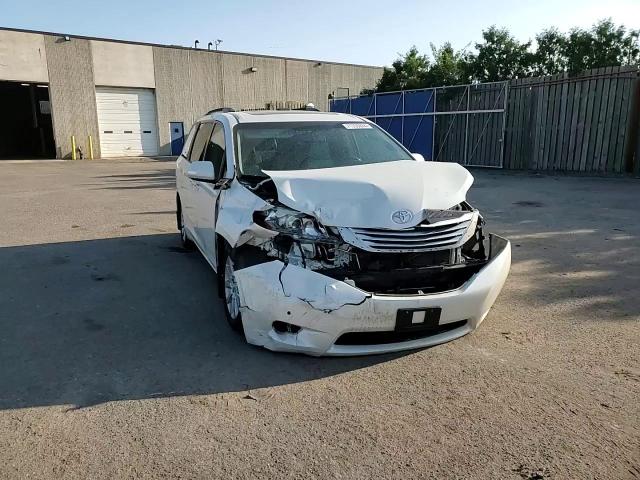 2014 Toyota Sienna Xle VIN: 5TDYK3DC6ES429635 Lot: 71353874