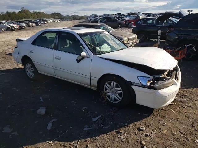 2000 Toyota Camry Le VIN: 4T1BF22K7YU943018 Lot: 72167064