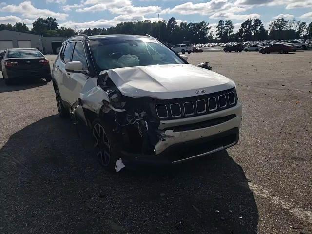 3C4NJDCB8HT645792 2017 Jeep Compass Limited