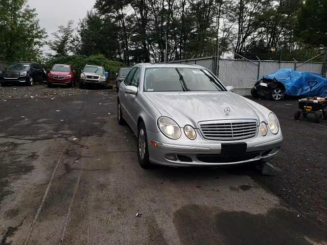 2005 Mercedes-Benz E 320 Cdi VIN: WDBUF26J75A705437 Lot: 72695164