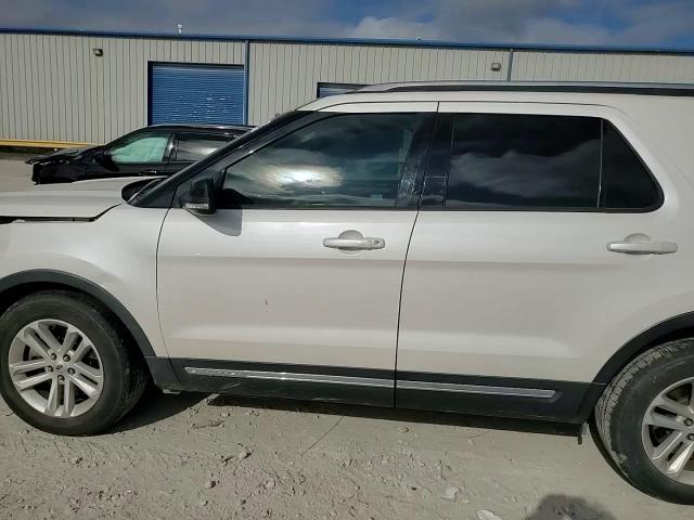 2016 Ford Explorer Xlt VIN: 1FM5K7D85GGA03756 Lot: 71052144