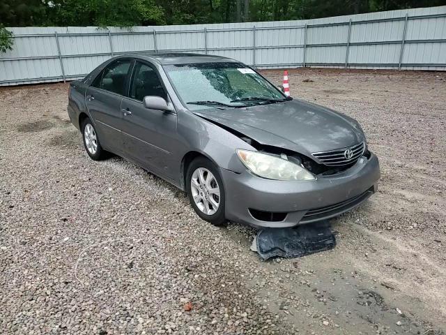 2005 Toyota Camry Le VIN: 4T1BF32K95U604584 Lot: 71561674