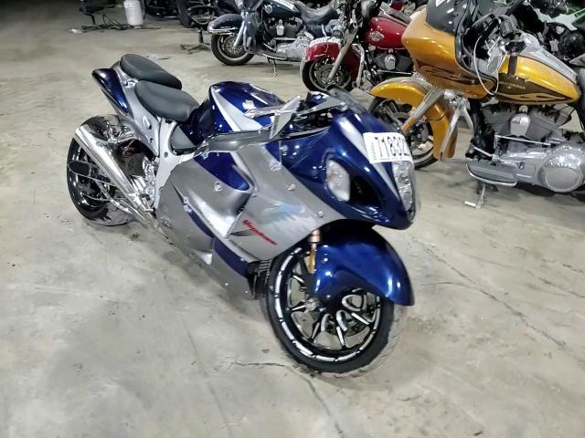 2006 Suzuki Gsx1300 R VIN: JS1GW71A862108404 Lot: 71832274