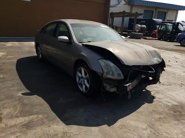 2004 Nissan Maxima - Image 10