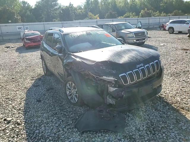 2019 Jeep Cherokee Latitude Plus VIN: 1C4PJLLB2KD249289 Lot: 72083354