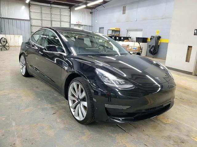 2018 Tesla Model 3 VIN: 5YJ3E1EB7JF082553 Lot: 72402014