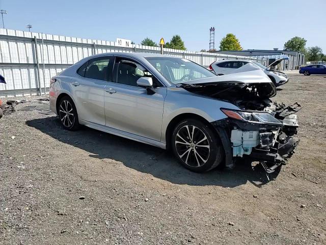 JTNB11HK9J3032667 2018 Toyota Camry L